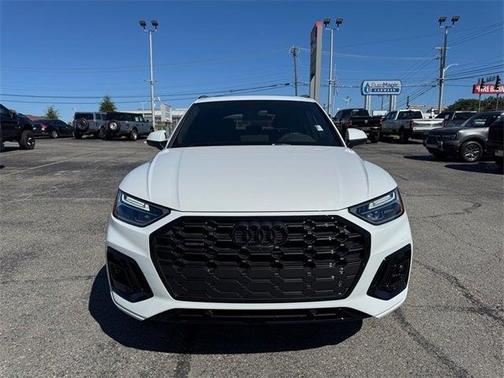 2025 Audi Q5 45 S line quattro Premium