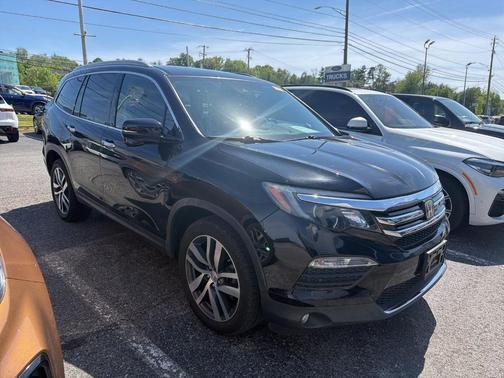 B 2017 Honda Pilot Touring
