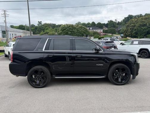 Onyx Black 2017 GMC Yukon SLE