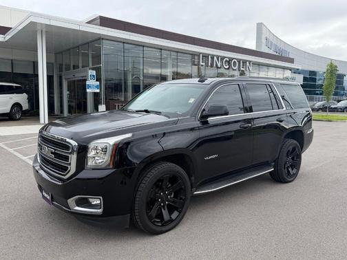 Onyx Black 2017 GMC Yukon SLE