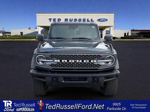 Shadow Black 2024 Ford Bronco Badlands