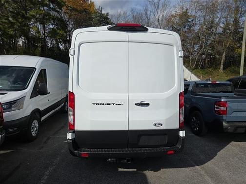 2026 Ford Transit-250 MR