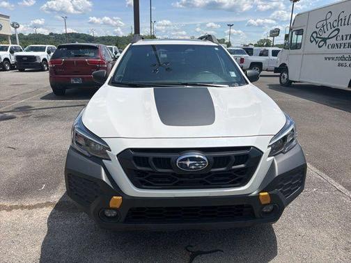 Crystal White Pearl 2024 Subaru Outback Wilderness