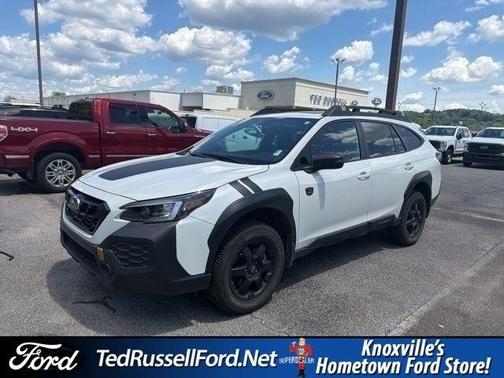 Crystal White Pearl 2024 Subaru Outback Wilderness