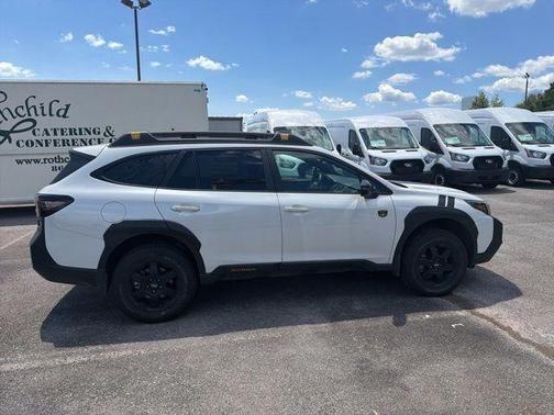 Crystal White Pearl 2024 Subaru Outback Wilderness