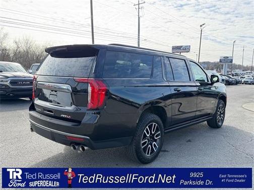 2024 GMC Yukon XL AT4