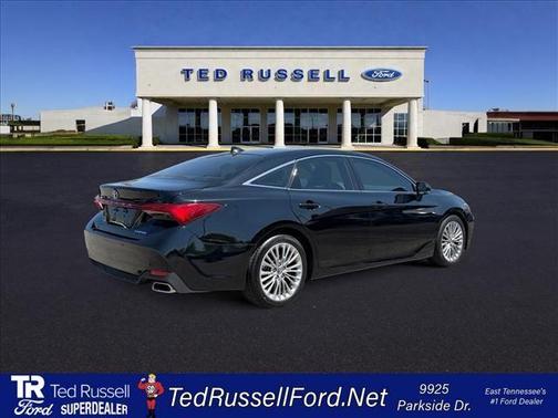 Midnight Black Metallic 2020 Toyota Avalon Limited