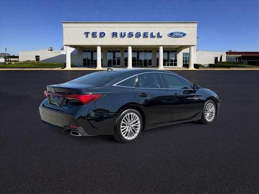 Midnight Black Metallic 2020 Toyota Avalon Limited