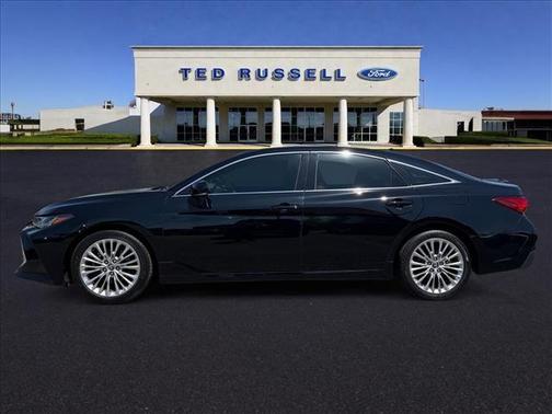 Midnight Black Metallic 2020 Toyota Avalon Limited