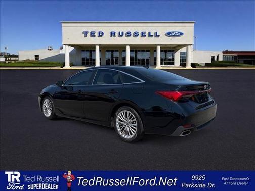 Midnight Black Metallic 2020 Toyota Avalon Limited