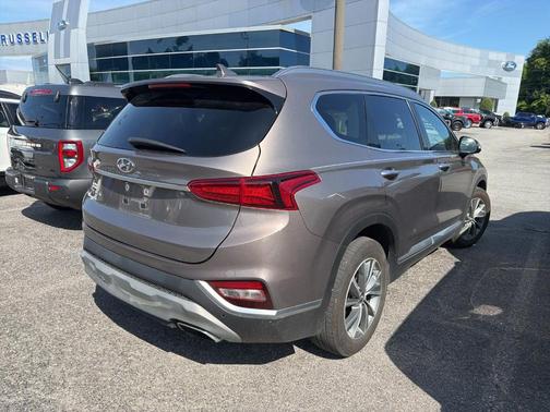 Earthy Bronze 2019 Hyundai SANTA FE 2.4 Ultimate