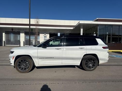 2023 Jeep Grand Cherokee L Summit