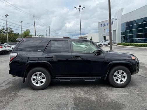 Midnight Black Metallic 2020 Toyota 4Runner SR5