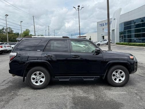 Midnight Black Metallic 2020 Toyota 4Runner SR5