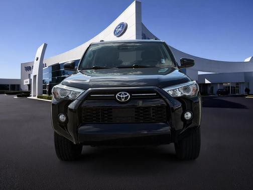 Midnight Black Metallic 2020 Toyota 4Runner SR5