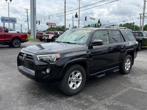 Midnight Black Metallic 2020 Toyota 4Runner SR5