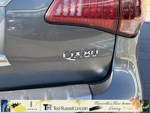 2017 INFINITI QX80 Base