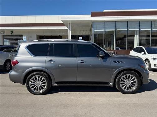 2017 INFINITI QX80 Base