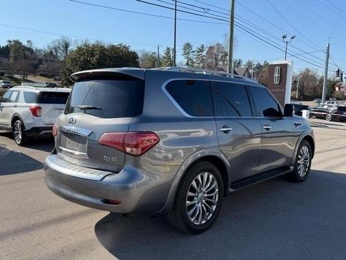 2017 INFINITI QX80 Base