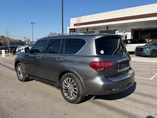 2017 INFINITI QX80 Base