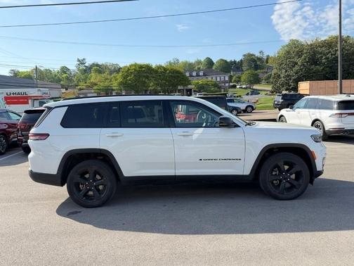 Bright White Clearcoat 2022 Jeep Grand Cherokee L Limited