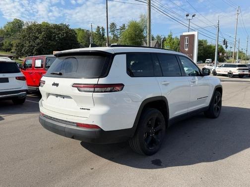 Bright White Clearcoat 2022 Jeep Grand Cherokee L Limited