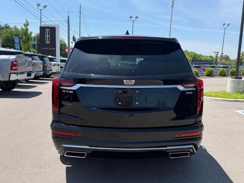 Black Metallic 2021 Cadillac XT6 Premium Luxury FWD