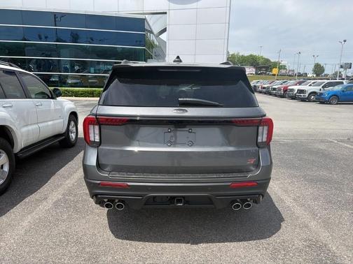 Gray Metallic 2025 Ford Explorer ST
