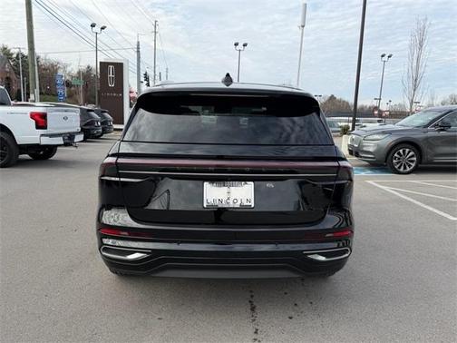 2025 Lincoln Nautilus Reserve