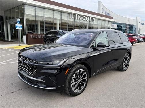 2025 Lincoln Nautilus Reserve