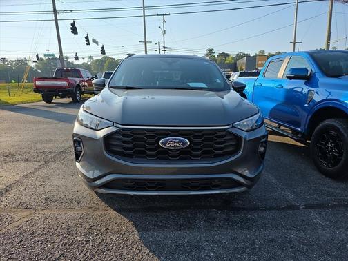Gray Metallic 2023 Ford Escape ST-Line Elite