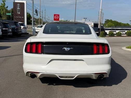 Oxford White 2017 Ford Mustang EcoBoost
