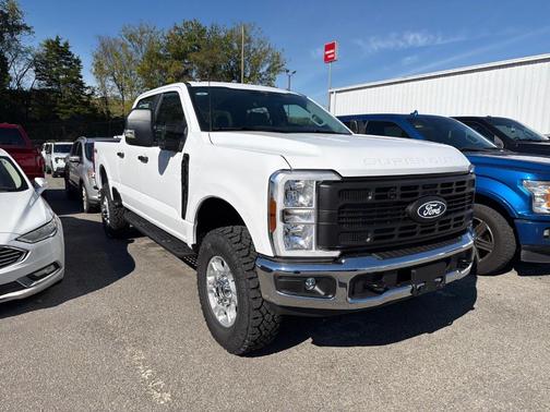 White 2027 Ford F-250 XL