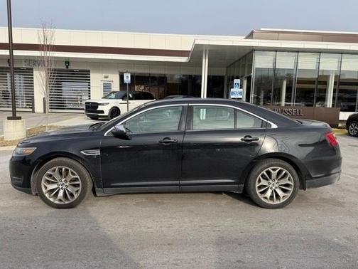 2016 Ford Taurus Limited