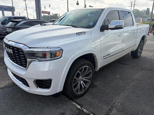 Ivory White 2025 RAM 1500 Tungsten