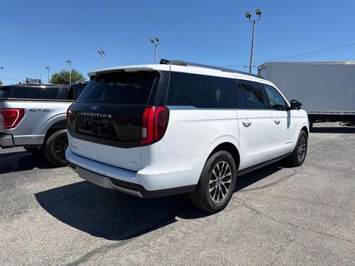 Oxford White 2025 Ford Expedition Max Platinum
