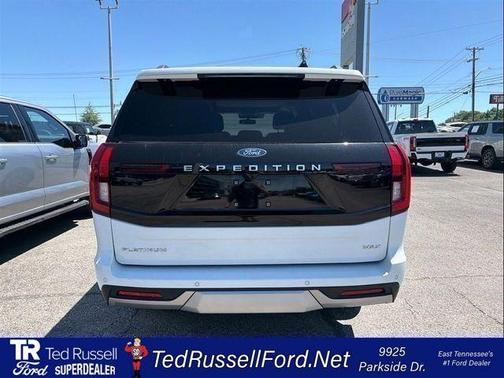 Oxford White 2025 Ford Expedition Max Platinum
