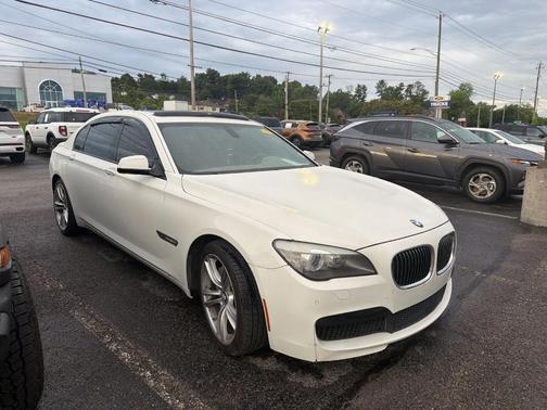 Alpine White 2012 BMW 750 Li