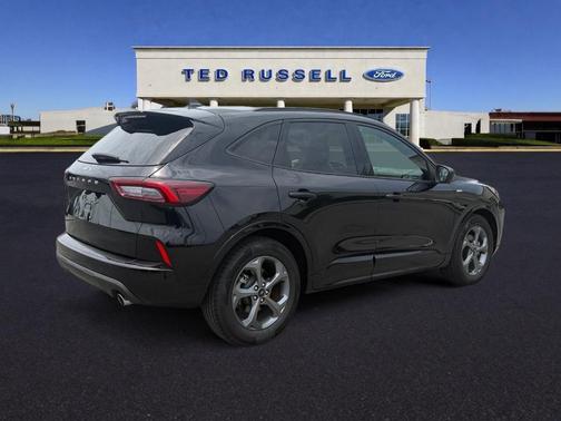 Black Metallic 2022 Ford Escape SEL