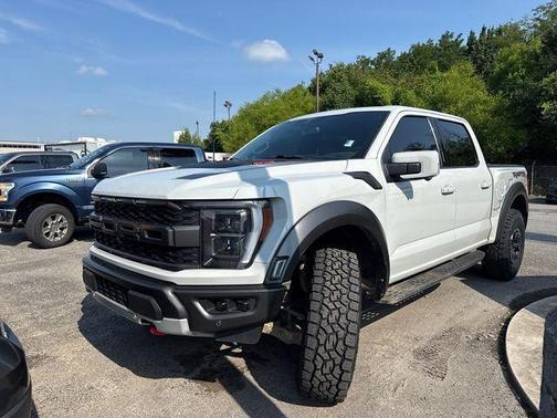 Avalanche 2023 Ford F-150 Raptor