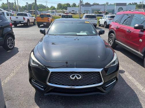 Black Obsidian 2018 INFINITI Q60 3.0t LUXE