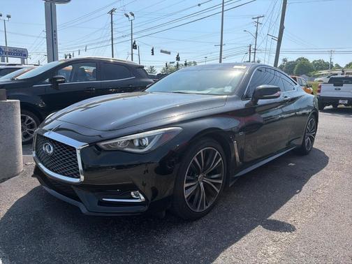 Black Obsidian 2018 INFINITI Q60 3.0t LUXE
