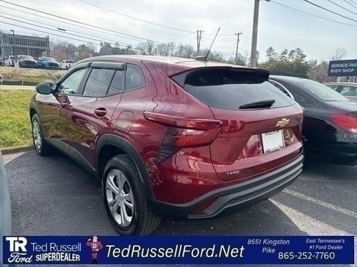 2025 Chevrolet Trax LS