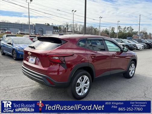 2025 Chevrolet Trax LS