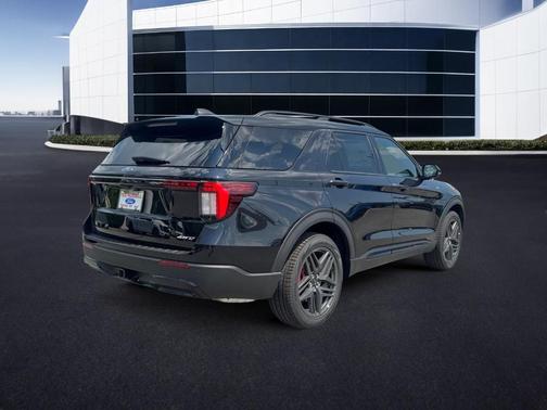 Black 2026 Ford Explorer ST-Line