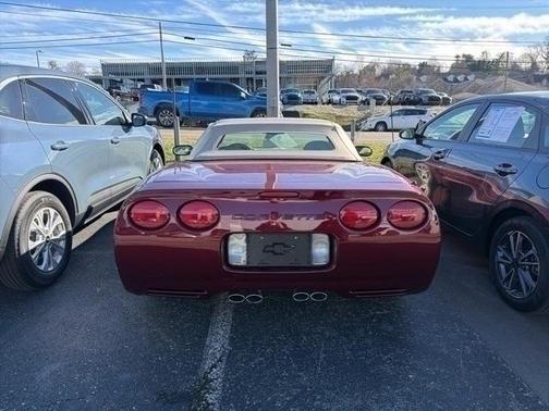 2003 Chevrolet Corvette Base