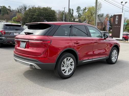 2025 Lincoln Corsair Premiere