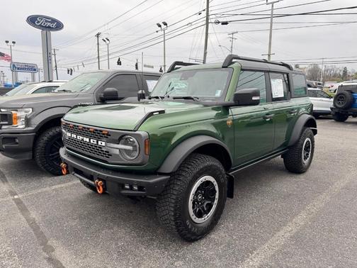Eruption Green Metallic 2023 Ford Bronco Badlands