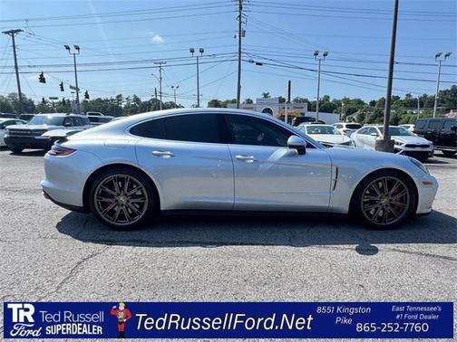 2018 Porsche Panamera Turbo