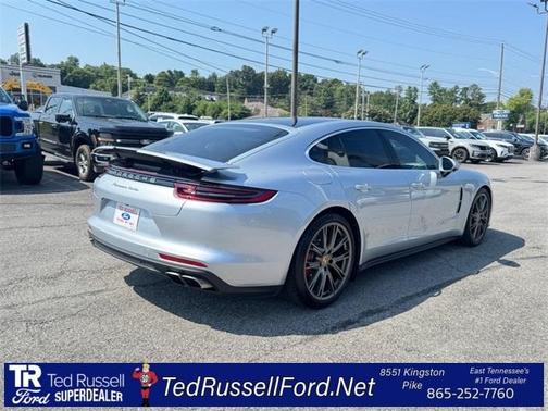 2018 Porsche Panamera Turbo